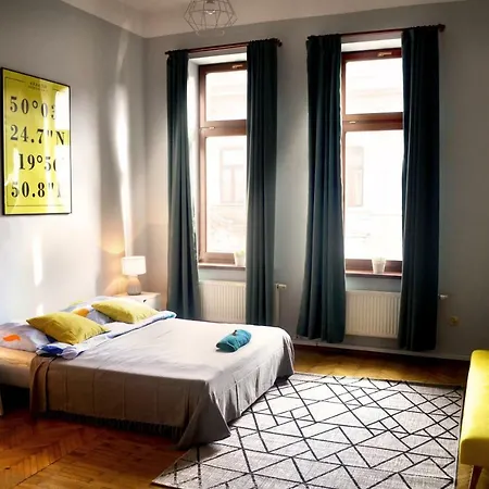 Spacious In The Heart Of The Old Town Apartment Krakow